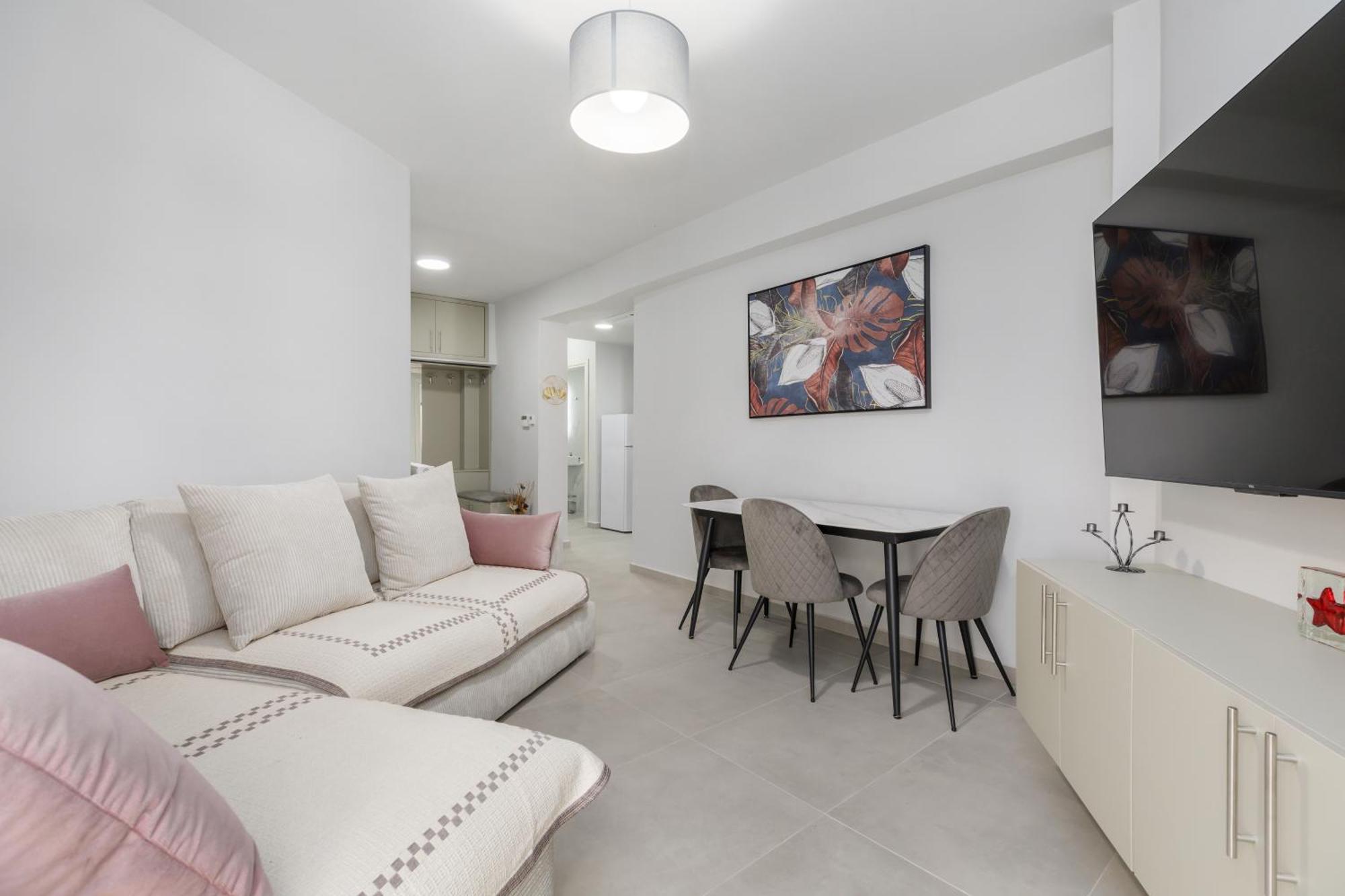Eleon Apartment